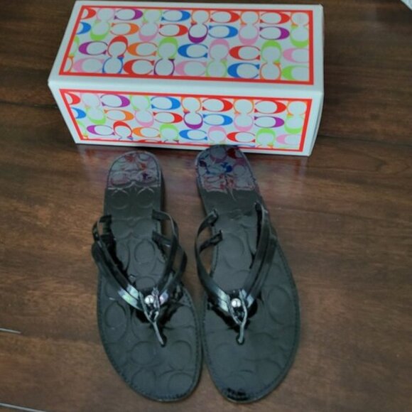 New COACH Juney Patent Leather Flip Flops Sandals NWT Black Women's Size 8 - Picture 1 of 10